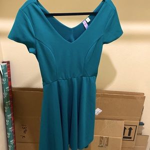 Green Cocktail Dress Size M by Alya